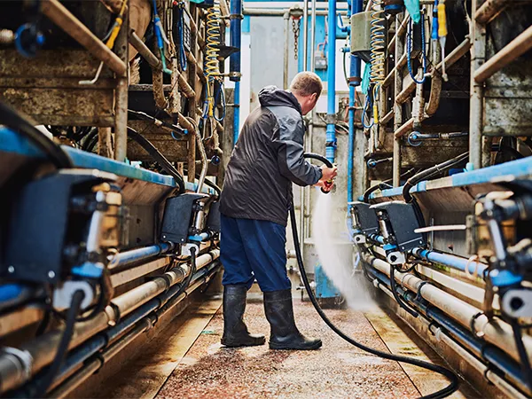 <span class="hover-title">OPS AND MAINTENANCE</span>